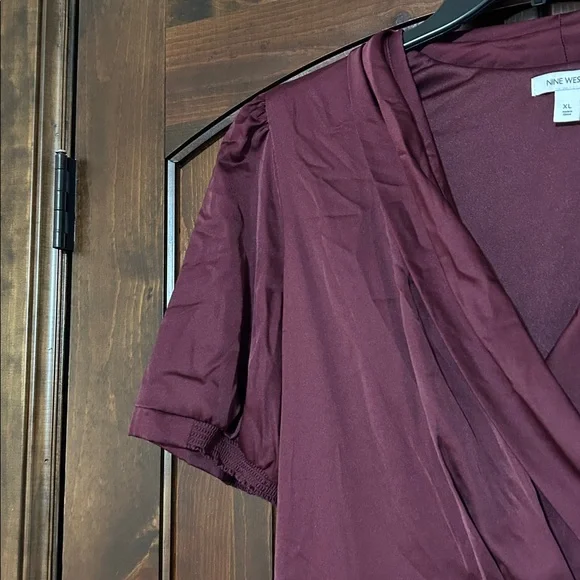 NINE WEST BURGUNDY DRESS - Picture 3 of 5